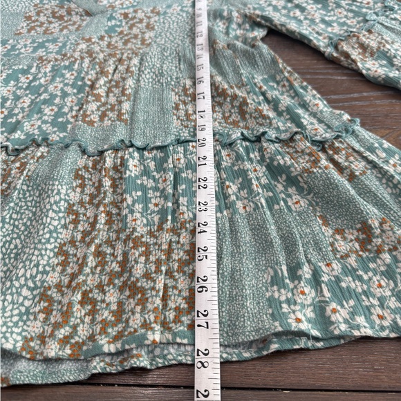 ๐๐๐๐๐ค Floral Green Cottagecore Blouse Size Small - Picture 9 of 13